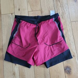 Nike Men’s Tech Pack Running Shorts Red/Black Sz L